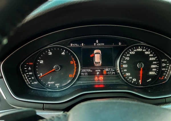 Audi A4 cena 84000 przebieg: 201000, rok produkcji 2017 z Kraków małe 92